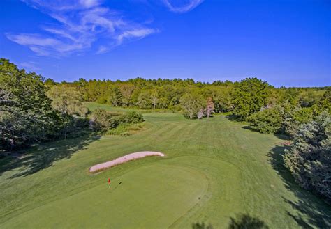 Acushnet River Valley Golf Course