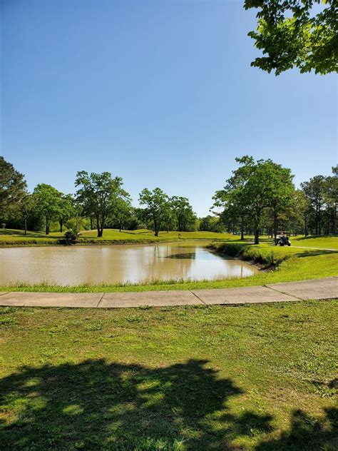 beacon-lakes-golf-club