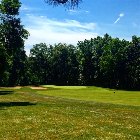 blue-course-at-hickory-hills-golf-course