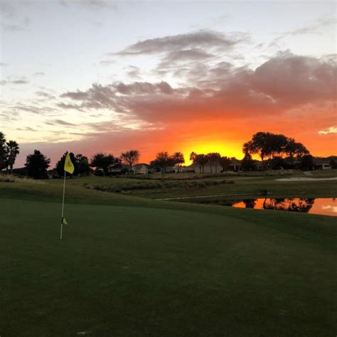 blue-red-course-at-running-fox-golf-course