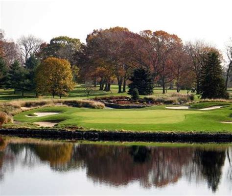 blue-white-course-at-edgewood-country-club