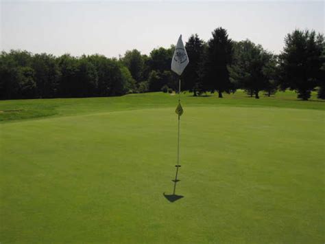 blue-white-course-at-great-trail-golf-club