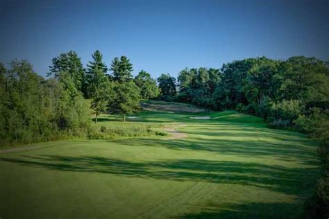 blue-white-course-at-pease-golf-course