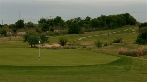 bluebonnet-hill-golf-club-range