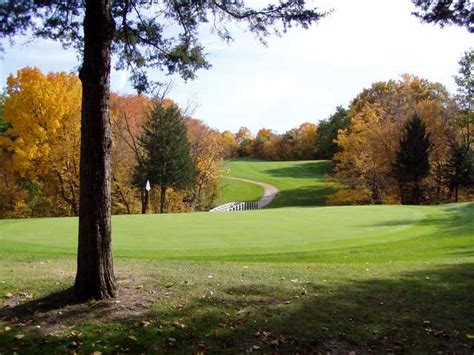 bluff-creek-course-at-landings-golf-club