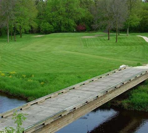 branch-river-country-club