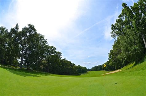 breakfast-hill-golf-club