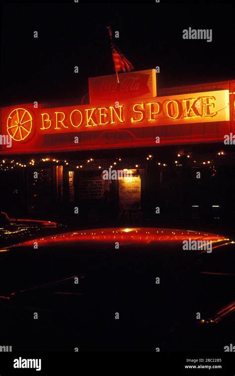 broken-spoke-country-club