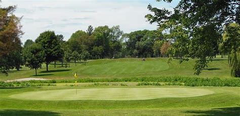 bunker-links-municipal-golf