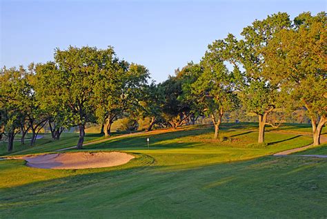 chalk-mountain-golf-course