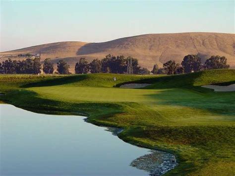 chardonnay-zinfandel-course-at-poppy-ridge-golf-course