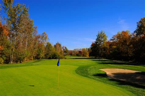 chestnut-hills-golf-club