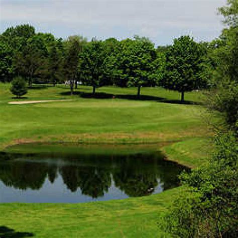 classic-hampshire-course-at-hampshire-country-club