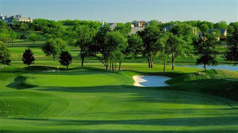 cottonwood-valley-course-at-four-seasons-resort-club