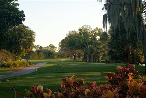 country-club-of-naples