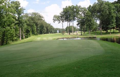 course-at-river-oaks