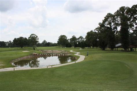 creeks-ponds-course-at-quail-heights-country-club