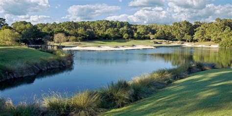 crescent-pointe-golf-club