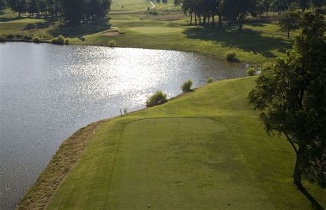 deer-lake-golf-club