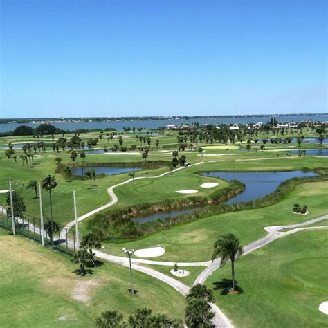 dolphin-lakes-course-at-cocoa-beach-country-club