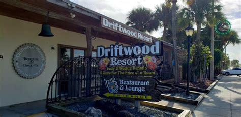 driftwood-resort