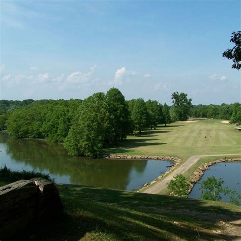 east-course-at-cypress-tree-golf-course