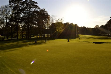 east-course-at-fontainebleau-park-golf-course