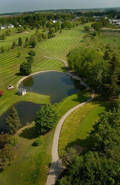 east-south-course-at-terry-hills-golf-course