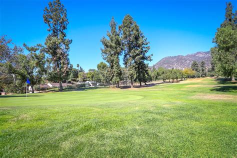 eaton-canyon-golf-course