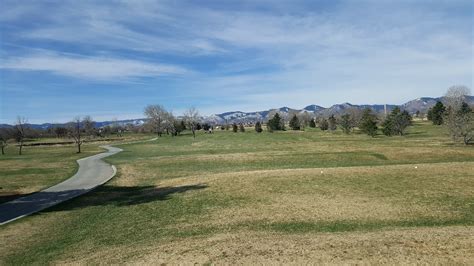 eighteen-hole-course-at-foothills-golf-course