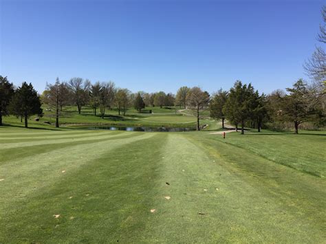 eighteen-hole-course-at-kellogg-golf-course