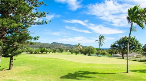 executive-course-at-hawaii-kai-golf-course