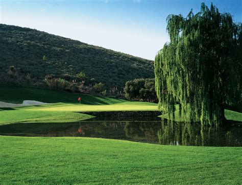 executive-course-at-sunset-hills-country-club