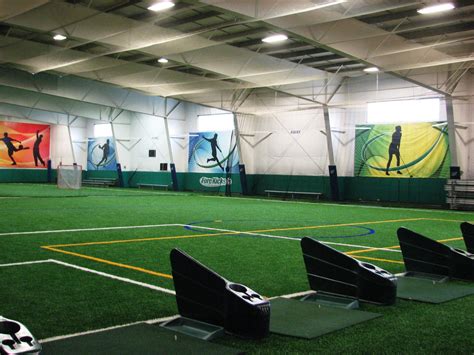 fore-kicks-golf-indoor-sports-complex