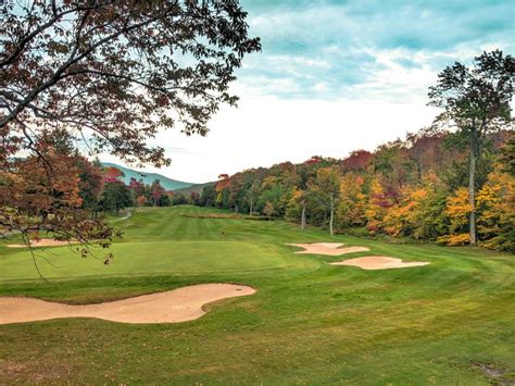 forest-lake-course-at-stratton-mountain-country-club