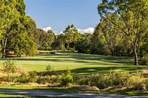 freeway-golf-course