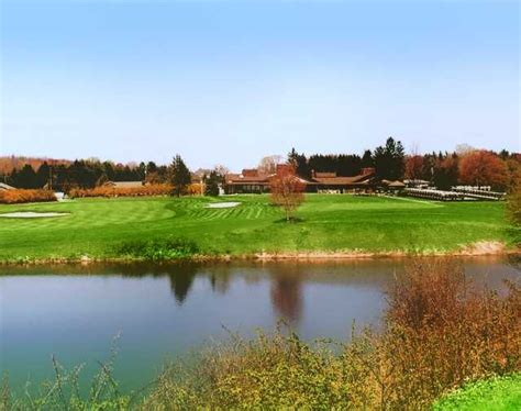 front-nine-course-at-briarwood-golf-club