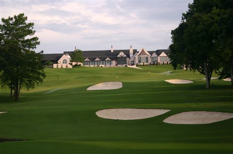 front-west-course-at-southern-hills-country-club