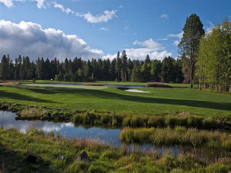 glaze-meadow-course-at-black-butte-ranch