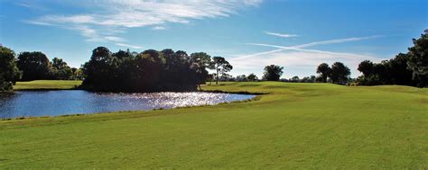 gold-blue-course-at-martin-county-golf-country-club