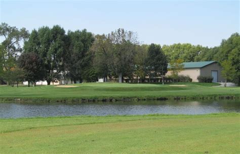 gold-course-at-green-garden-country-club