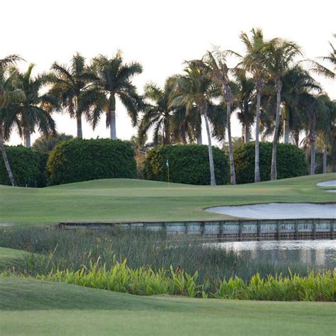 gold-red-course-at-westchester-golf-country-club