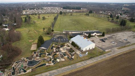 golden-bear-golf-center-at-rollandia