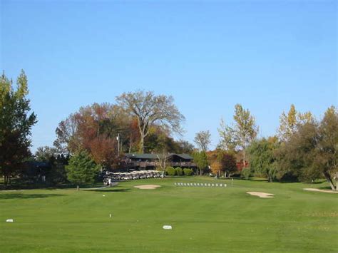 golf-club-of-newport