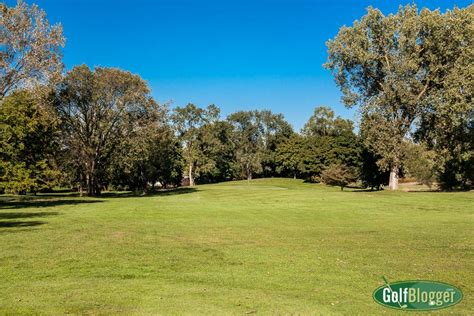 green-oaks-golf-course