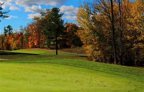 green-red-course-at-colonie-golf-course-town-of