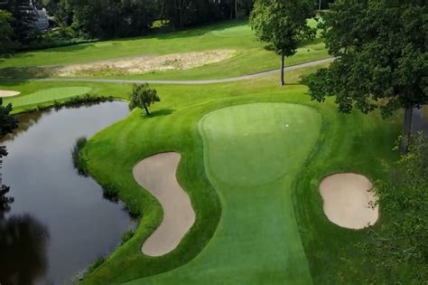 green-red-course-at-hartford-golf-club