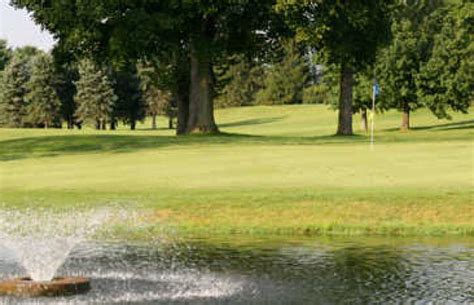 greens-pines-course-at-river-greens-golf-course