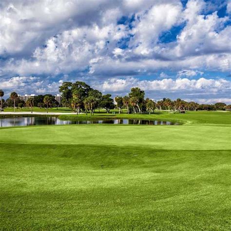 harborside-red-white-course-at-longboat-key-club-resort