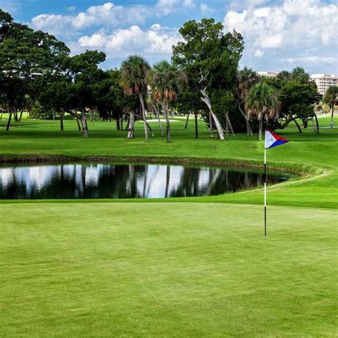 harborside-white-blue-course-at-longboat-key-club-resort